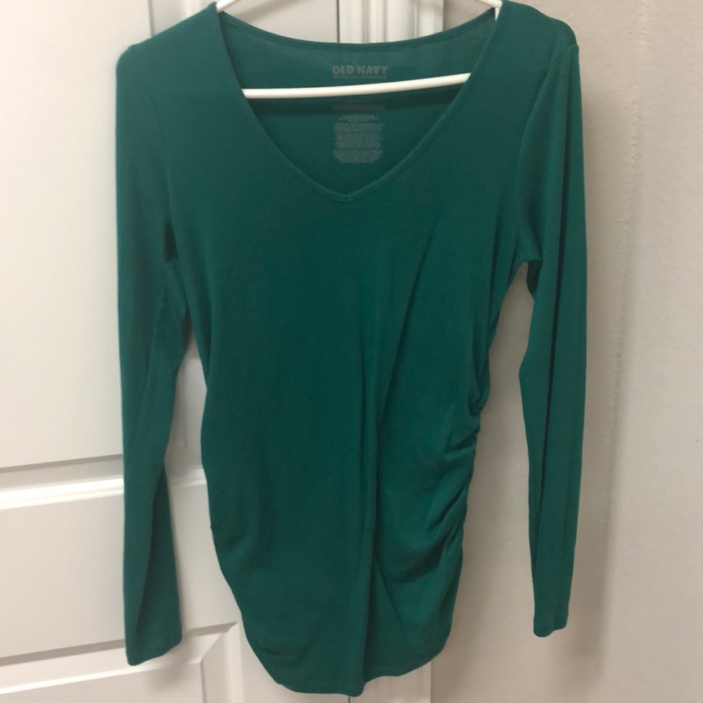 Old navy maternity top